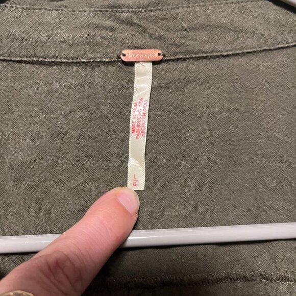 Free People Women's Utility Vest Size Large Green Sleeveless Military Style - Picture 3 of 4